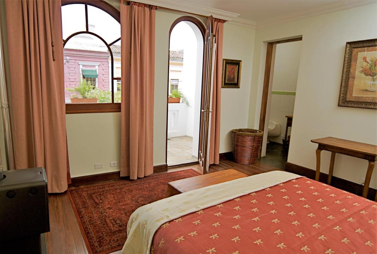 Boutique Hotel Casa Foch Quito Exterior foto